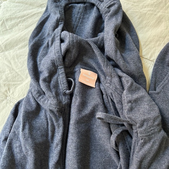 ThirdLove Cashmere Lounge Set - Picture 2 of 4